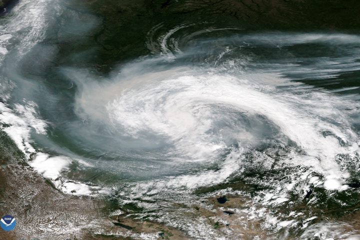 Правительство США рассказало о небывалых лесных пожарах и смоге в Сибири Правительство США рассказало о небывалых лесных пожарах и смоге в Сибири