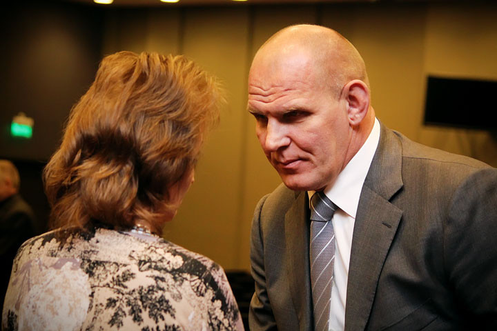 Александр Карелин подал документы на выборы в Госдуму Александр Карелин подал документы на выборы в Госдуму