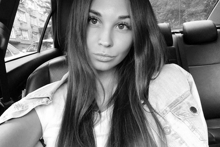 Новосибирские власти помогут семье погибшей в авиакатастрофе Ан-148 девушке