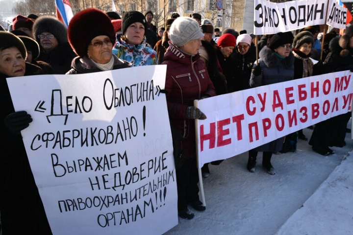 Зампрокурора республики наорал на экс-мэра Горно-Алтайска в суде Зампрокурора республики наорал на экс-мэра Горно-Алтайска в суде