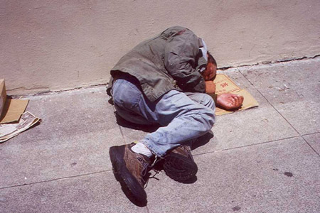 Четверо омичей заступились за бомжа и забили насмерть подростка Четверо омичей заступились за бомжа и забили насмерть подростка