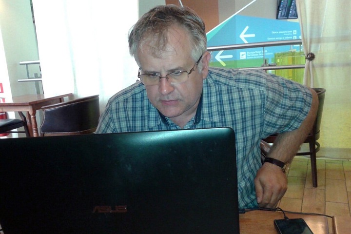 Семье погибшего после ареста Дмитрия Колкера не отдают его паспорт Семье погибшего после ареста Дмитрия Колкера не отдают его паспорт