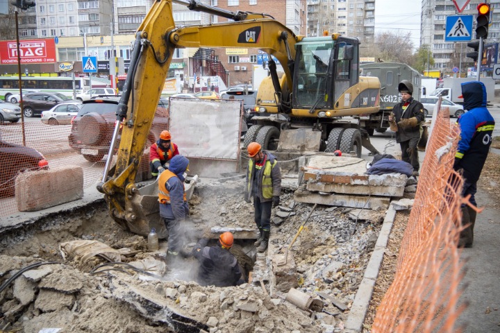 «Арифметика не сходится»: почему в Новосибирске столько аварий на теплосетях «Арифметика не сходится»: почему в Новосибирске столько аварий на теплосетях