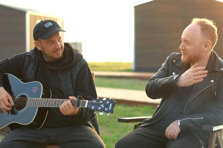 Новосибирских студентов собирают на концерт «Смысловых галлюцинаций» под буквой Z