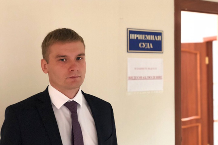 Избирком Хакасии отзывает иск о снятии коммуниста Коновалова с выборов главы Избирком Хакасии отзывает иск о снятии коммуниста Коновалова с выборов главы