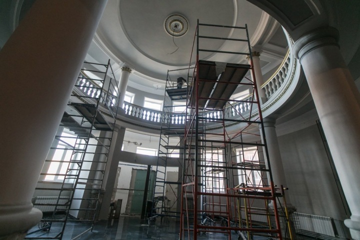 Новосибирцев попросили помыть окна из-за открытия патриотического музея Новосибирцев попросили помыть окна из-за открытия патриотического музея