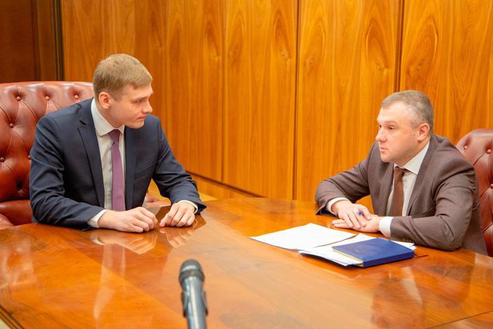 Руководитель администрации главы Хакасии уходит в отставку Руководитель администрации главы Хакасии уходит в отставку