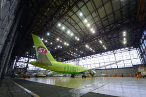 Вылет утреннего рейса Новосибирск-Москва отложили на пять часов из-за звонка о бомбе