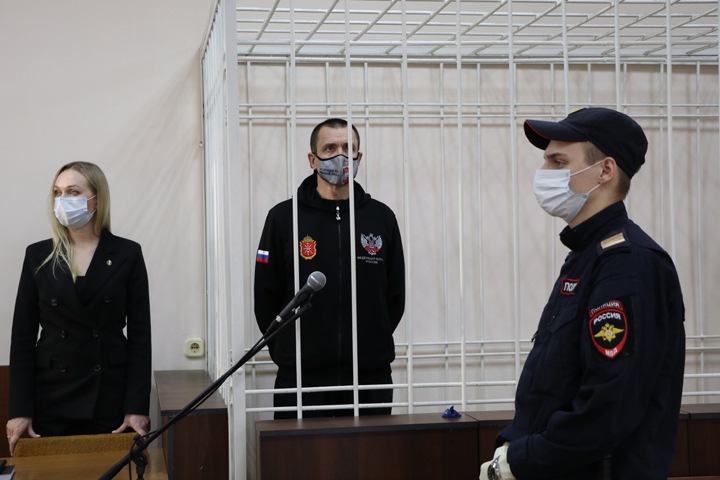 Приговор Славе Палачу: за убийство красноярского авторитета киллер получил 10 лет Приговор Славе Палачу: за убийство красноярского авторитета киллер получил 10 лет