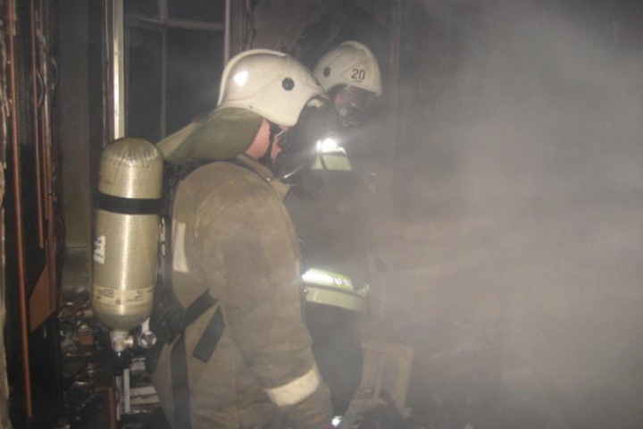 Пожар в «Зимней вишне»: охранники ТРЦ заперли несколько человек в одном из магазинов при возгорании Пожар в «Зимней вишне»: охранники ТРЦ заперли несколько человек в одном из магазинов при возгорании