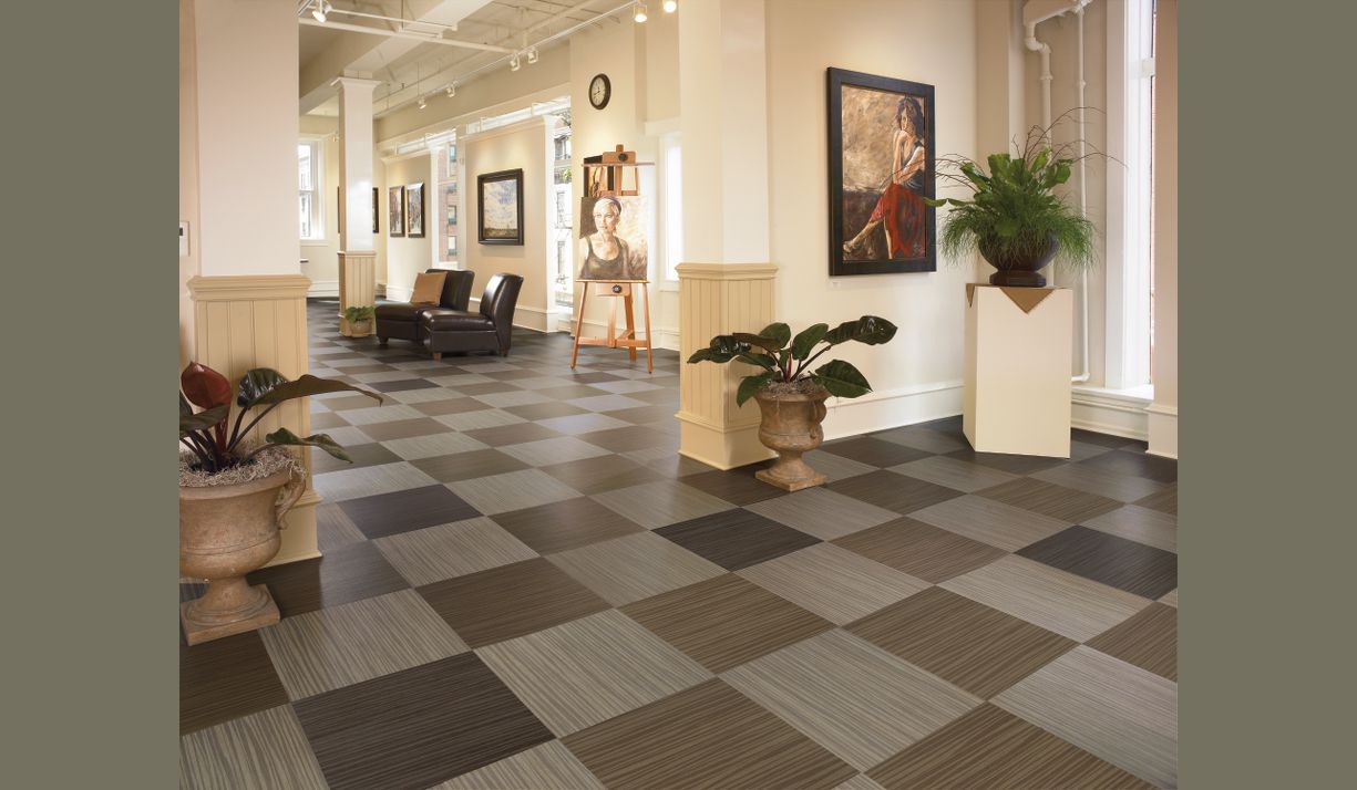 Напольная ПВХ-плитка 