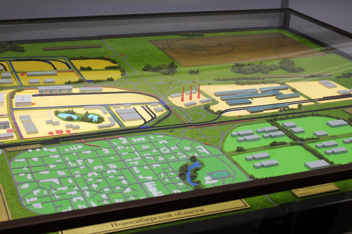 Обыски по делу о хищениях в новосибирском ПЛП прошли у жены Юрченко Обыски по делу о хищениях в новосибирском ПЛП прошли у жены Юрченко