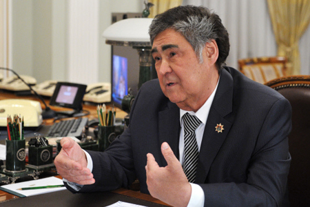 Тулеев предложил вернуть смертную казнь для чиновников