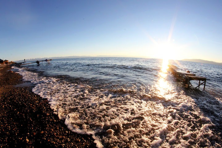 Иркутской ГЭС увеличили сбросы после роста уровня воды в Байкале