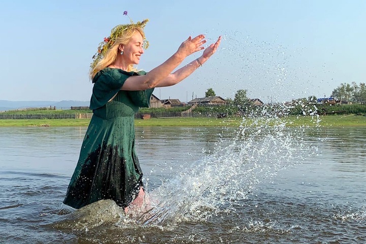 Как педагога из Улан-Удэ уволили за политические взгляды и песню Цоя Как педагога из Улан-Удэ уволили за политические взгляды и песню Цоя