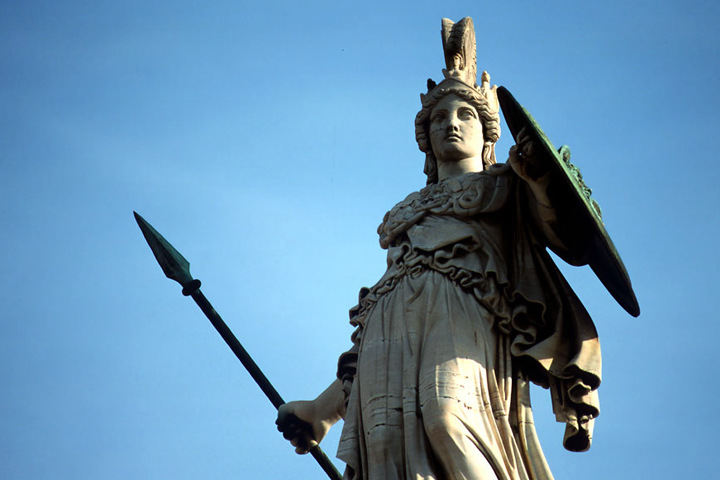 Главу новосибирской «Афины Паллады» обвинили в задержке зарплат