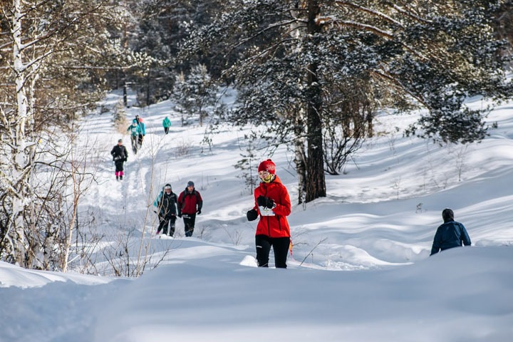 Новосибирцы победили на беговых соревнованиях в горах Алтая при 25-градусном морозе Новосибирцы победили на беговых соревнованиях в горах Алтая при 25-градусном морозе
