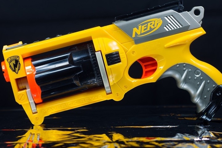 Барнаулец ограбил ювелирный магазин с игрушечным пистолетом Барнаулец ограбил ювелирный магазин с игрушечным пистолетом