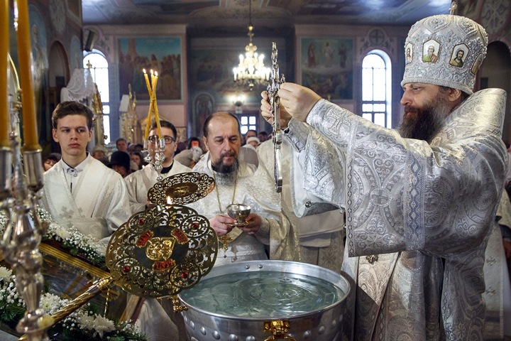 «Приходили, чтобы влезть в нашу душу»: новосибирский митрополит о «Тангейзере», Сталине и дружбе с ханами «Приходили, чтобы влезть в нашу душу»: новосибирский митрополит о «Тангейзере», Сталине и дружбе с ханами