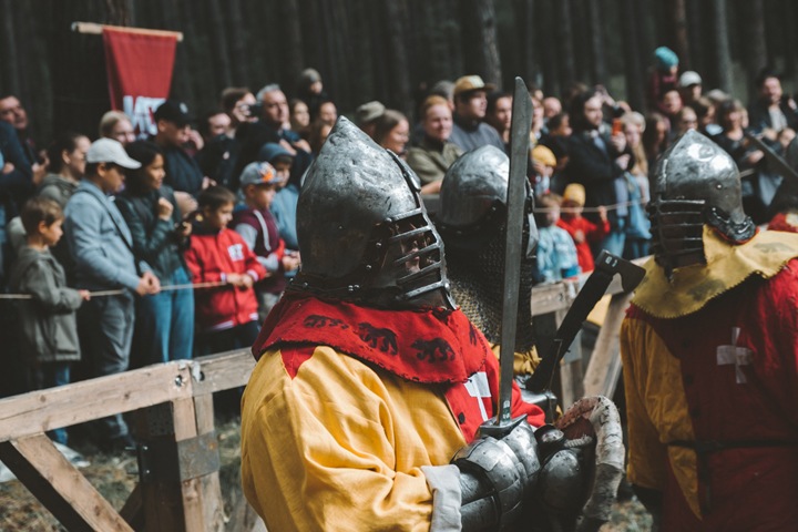 Средневековье пришло в Новосибирск. Фото Средневековье пришло в Новосибирск. Фото