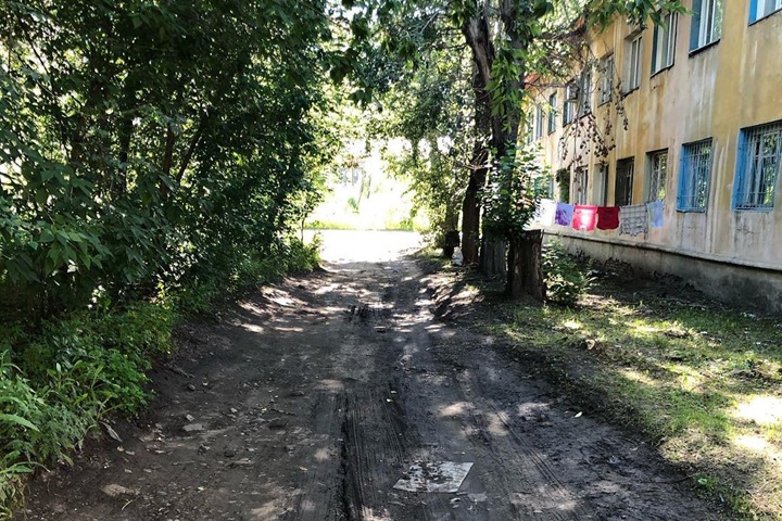 «Не ступала нога чиновника»: депутат показал небезопасный район Красноярска «Не ступала нога чиновника»: депутат показал небезопасный район Красноярска