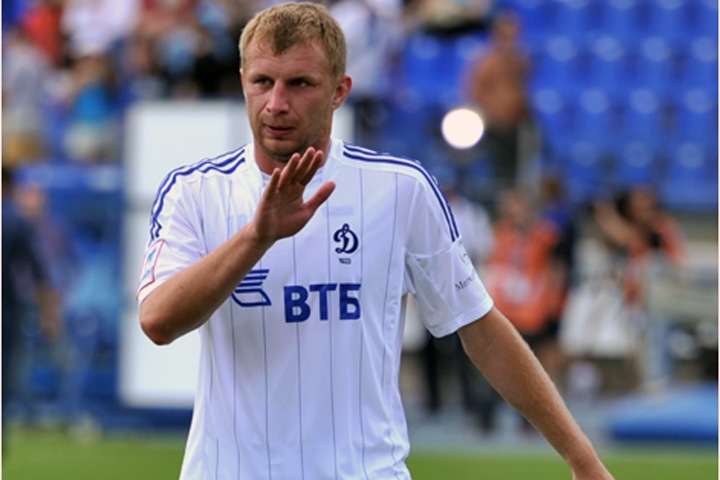 Футболист накормил работающих с заболевшими коронавирусом новосибирских медиков