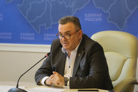 Валерий Ильенко: «Мы не хотим, чтобы общество раскололось на белых и красных» Валерий Ильенко: «Мы не хотим, чтобы общество раскололось на белых и красных»