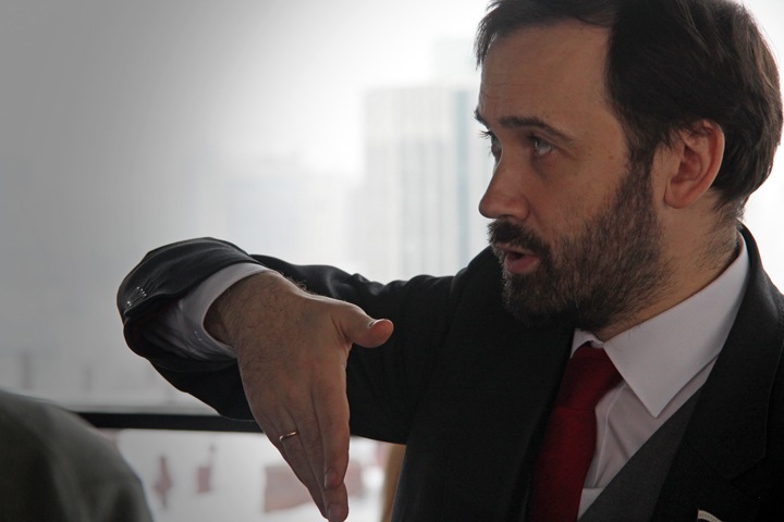 Илья Пономарёв: Кремль готовит партию Урганта, чтобы «забить» нишу Зеленского