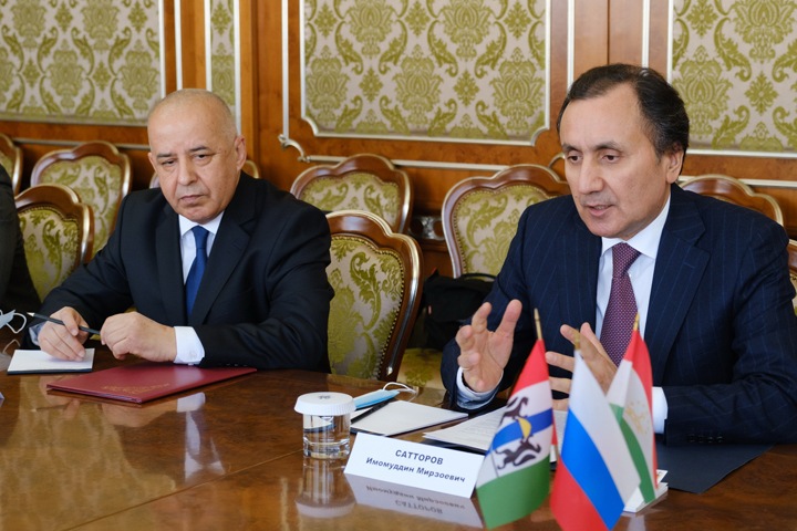 Нового генконсула Таджикистана представили в Новосибирске