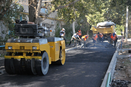 Более ста дворов планируют благоустроить в Новосибирске в 2016 году
