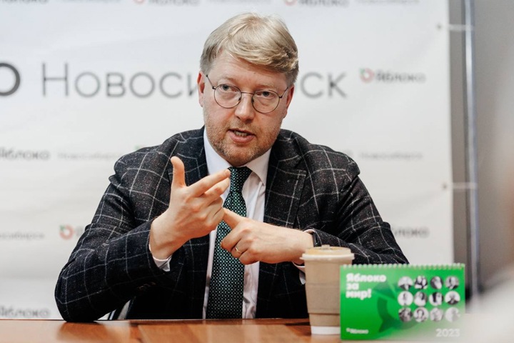 Председатель «Яблока»: кандидат от партии пойдет на президентские выборы с миротворческой программой. Интервью Тайге.инфо Председатель «Яблока»: кандидат от партии пойдет на президентские выборы с миротворческой программой. Интервью Тайге.инфо