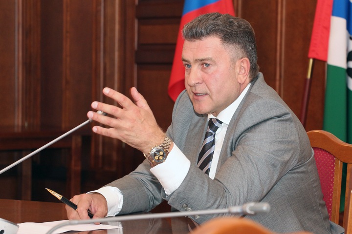 Новосибирские депутаты: Путин заявил о недопущении показухи и фальши