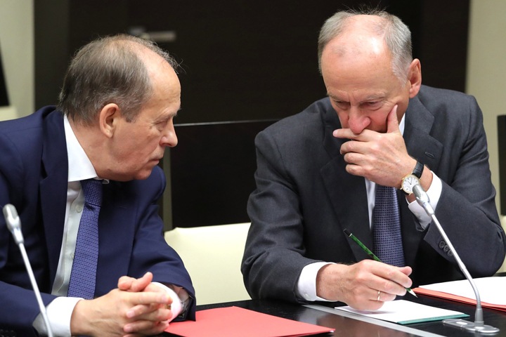 ФСБ удалила декларации о доходах своего директора и его замов ФСБ удалила декларации о доходах своего директора и его замов