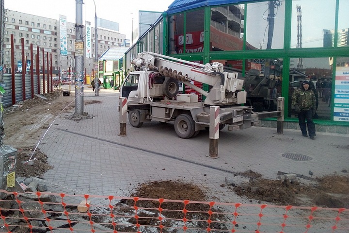 Кто стоит за перестройкой рынка под огромный ТЦ на площади Маркса в Новосибирске