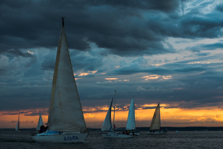 Яхтенные гонки под парусами на Обском водохранилище: фоторепортаж Яхтенные гонки под парусами на Обском водохранилище: фоторепортаж