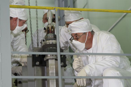 ЧП на Сибирском химкомбинате: загорелась емкость с нитридом обедненного урана ЧП на Сибирском химкомбинате: загорелась емкость с нитридом обедненного урана