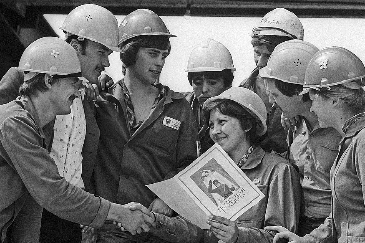 Продолжение ГУЛАГа: комсомол как мобилизационный проект ушедшей империи