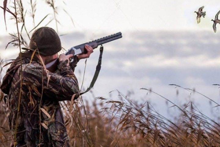 Главный охотник Новосибирской области зовет Росгвардию на выборную конференцию и грозится выводить протестующих