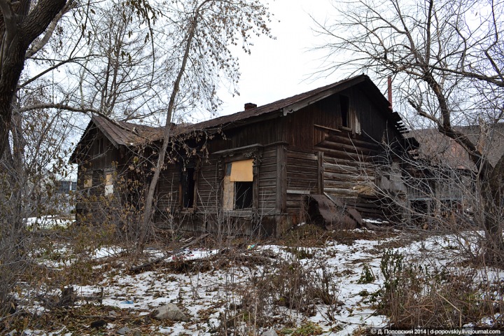 Полуразрушенную контору инженера Будагова превратят в музей строительства моста через Обь Полуразрушенную контору инженера Будагова превратят в музей строительства моста через Обь