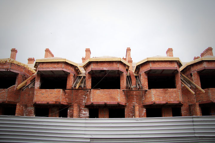 Председатель жилищного кооператива продавал новосибирцам несуществующие квартиры