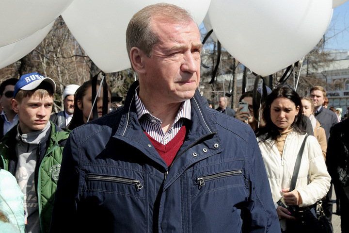 Иркутский губернатор заработал в 20 раз меньше жены Иркутский губернатор заработал в 20 раз меньше жены