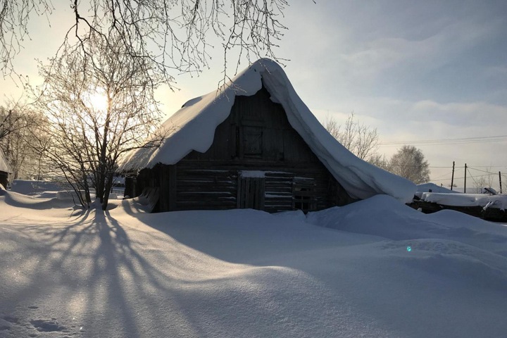 Инвалид замерз в Кузбассе, не дождавшись угля Инвалид замерз в Кузбассе, не дождавшись угля
