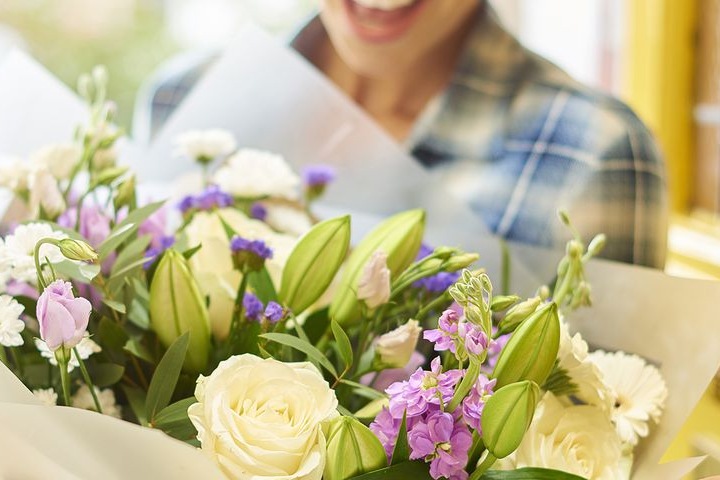 Выгодная доставка цветов в Украине