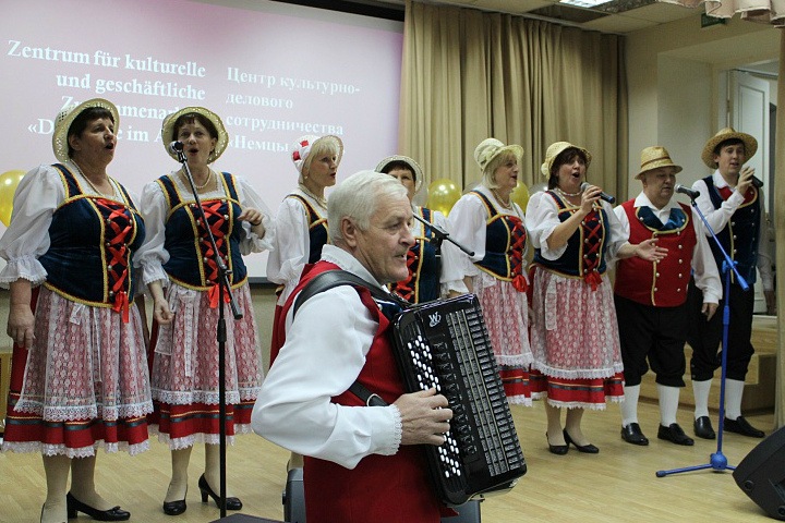 Немцы в Сибири: колонисты, спецпереселенцы и россияне