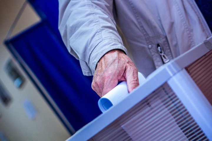 Оппозиция рассказала о схеме надомного голосования в Новосибирске Оппозиция рассказала о схеме надомного голосования в Новосибирске