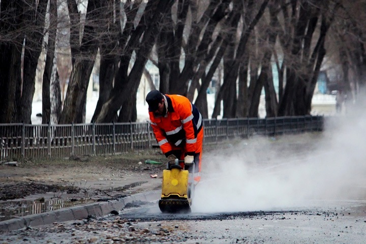 Сотрудники новосибирского ТУАД пойдут под суд из-за откатов за признание плохих дорог хорошими