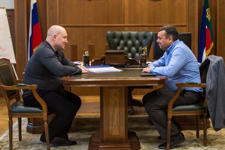 Мяхар объявил о решении снять свою кандидатуру с выборов главы Хакасии Мяхар объявил о решении снять свою кандидатуру с выборов главы Хакасии