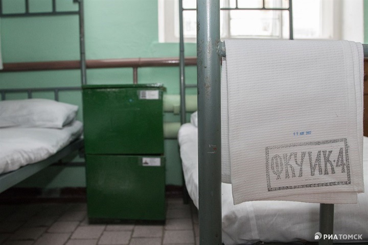 Подробности смерти заключенного в томской колонии: бывший военный, которого избивали и угрожали изнасиловать Подробности смерти заключенного в томской колонии: бывший военный, которого избивали и угрожали изнасиловать