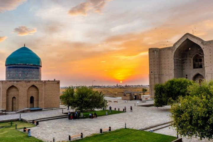 Поездка в Туркестан из Сарыагаша