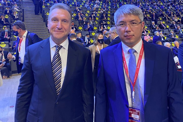 Глава Бурятии обвинил США в лишении россиян своих доходов Глава Бурятии обвинил США в лишении россиян своих доходов